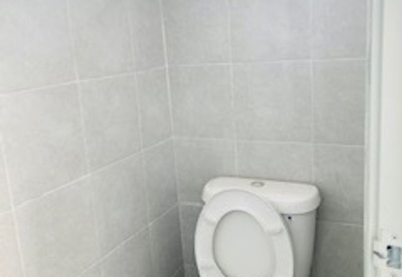 Freehold 2 Storey Corner ShopLot Desa Kolej Bandar Baru Nilai For Sale