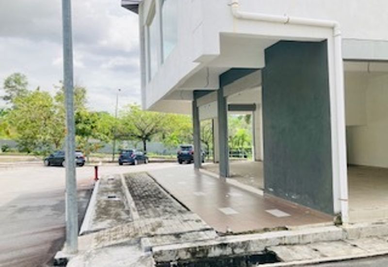 Freehold 2 Storey Corner ShopLot Desa Kolej Bandar Baru Nilai For Sale