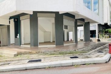 Freehold 2 Storey Corner ShopLot Desa Kolej Bandar Baru Nilai For Sale