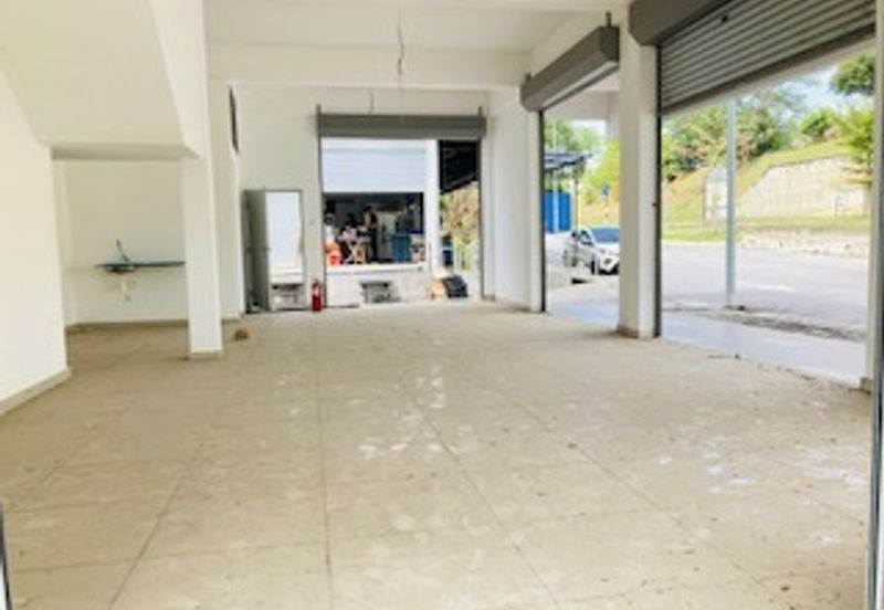 Freehold 2 Storey Corner ShopLot Desa Kolej Bandar Baru Nilai For Sale