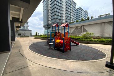 E-Tiara Serviced Apartment