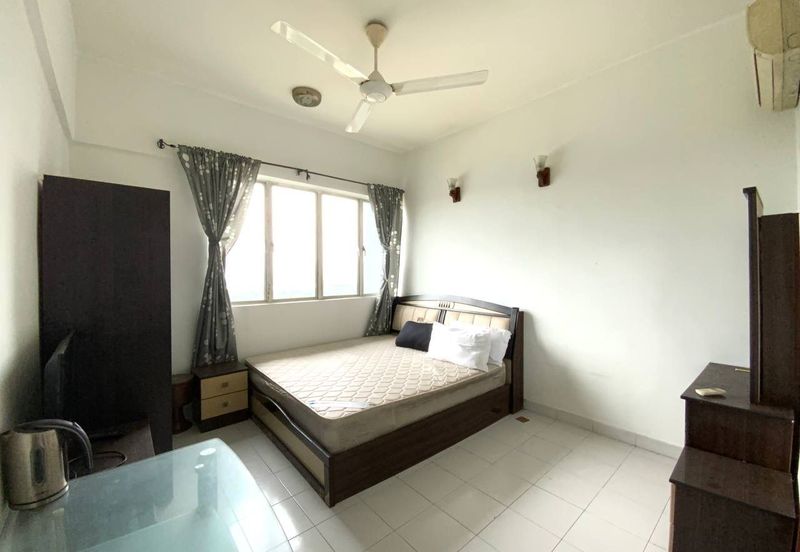 E-Tiara Serviced Apartment