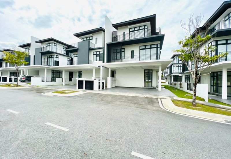 Senna Residence Presint 12