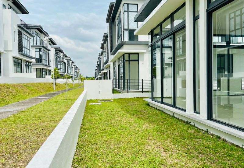 Senna Residence Presint 12