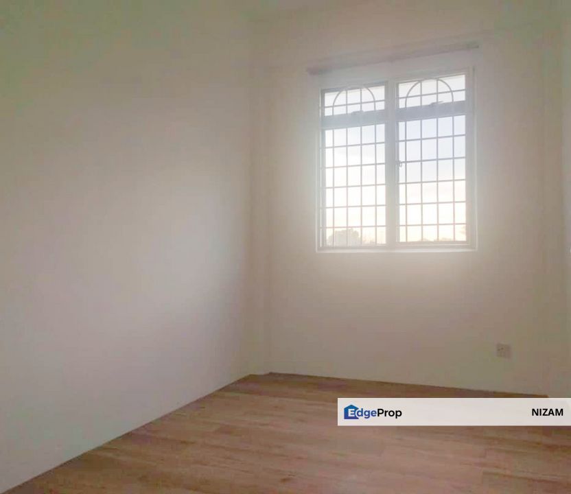 Freehold Pangsapuri Seri Mawar Bandar Seri Putra Bangi Selangor, Selangor, Bangi