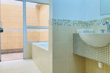 Seri Maya Condominium