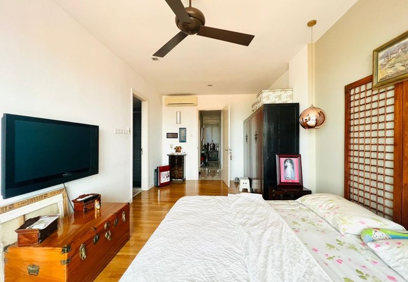 Ara Hill Condominium