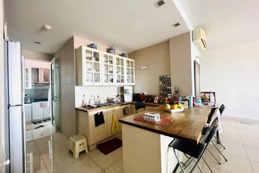 Ara Hill Condominium