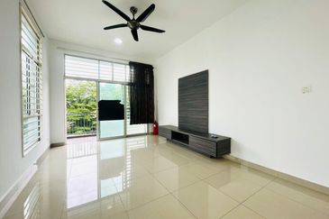 Neos @ PandanMas Townhouse