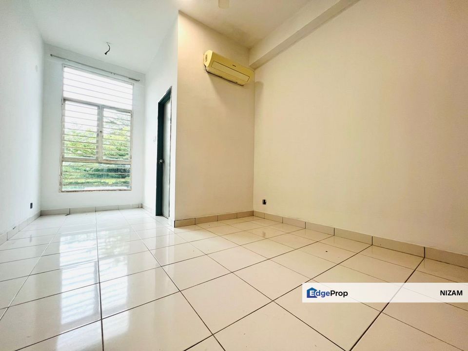 Near LRT Station Townhouse Pandan Indah Ampang KL, Kuala Lumpur, Ampang