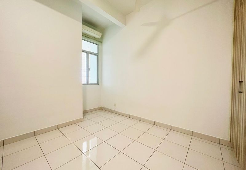 Neos @ PandanMas Townhouse