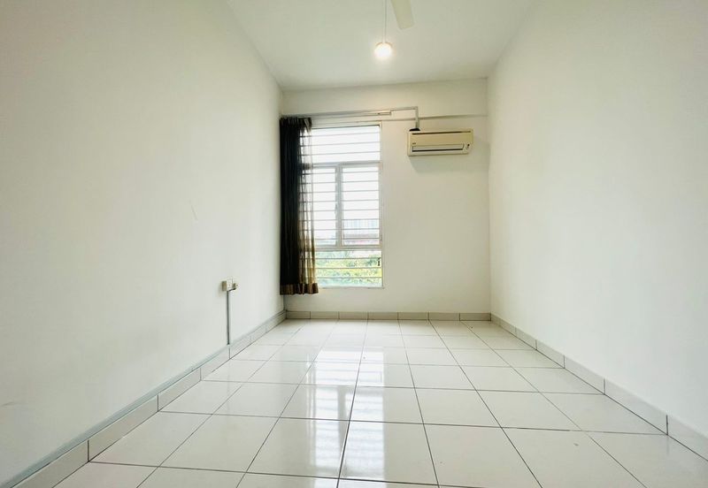 Neos @ PandanMas Townhouse