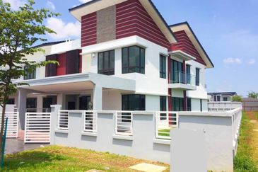 Anggun, Alam Nusantara