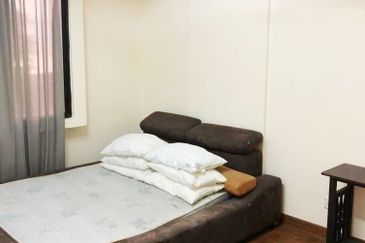 ADMIRAL MARINA CRESENT