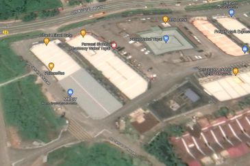 Tenanted Shop Lot Wakaf Tapai Kuala Terengganu, Terengganu For Sale