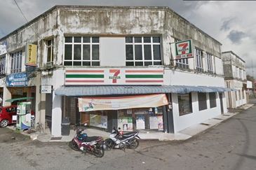 Tenanted Shop Lot Wakaf Tapai Kuala Terengganu, Terengganu For Sale