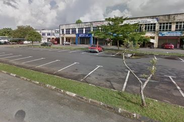 Tenanted Shop Lot Wakaf Tapai Kuala Terengganu, Terengganu For Sale