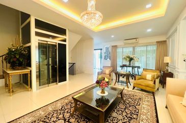 Duta Villa, Setia Alam