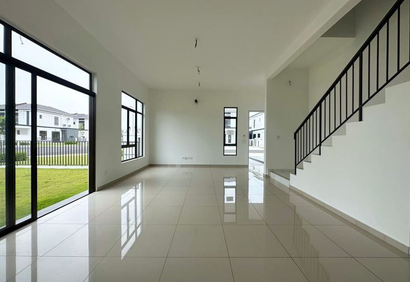 Corner 2 Storey Terrace Eco Grandeur Bandar Punca Alam Shah Alam Selangor