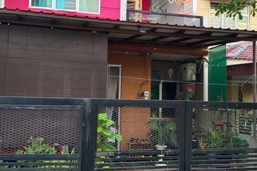 La Cottage Taman Putra Perdana