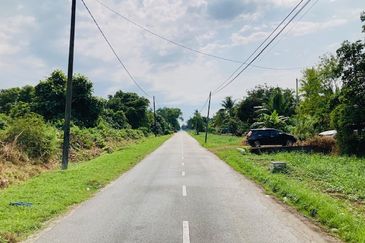 Persiaran Pulau Lumut 