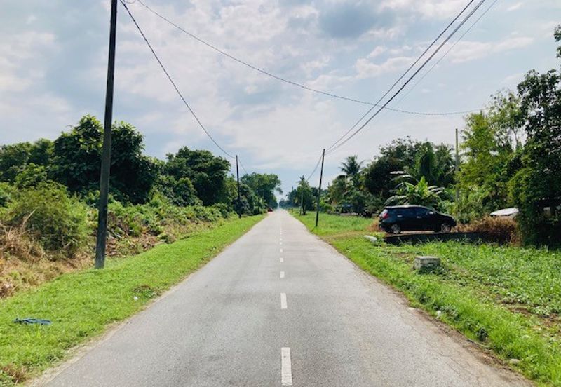 Persiaran Pulau Lumut 