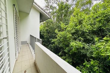 Townhouse Hevea Kemensah Taman Melawati For Sale