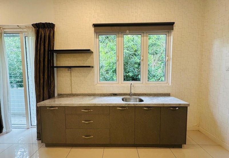 Townhouse Hevea Kemensah Taman Melawati For Sale