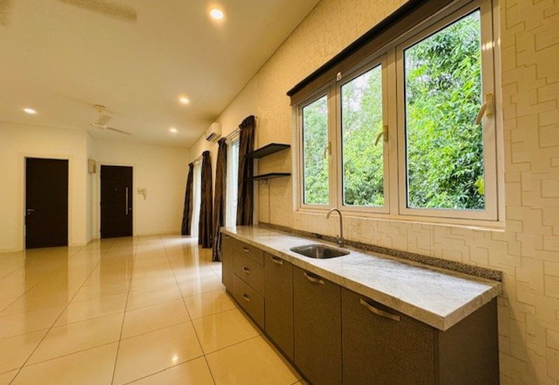 Townhouse Hevea Kemensah Taman Melawati For Sale