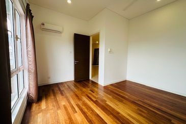 Townhouse Hevea Kemensah Taman Melawati For Sale