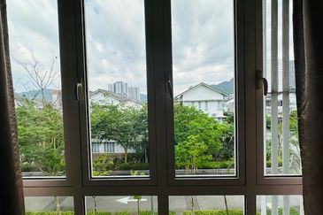 Townhouse Hevea Kemensah Taman Melawati For Sale