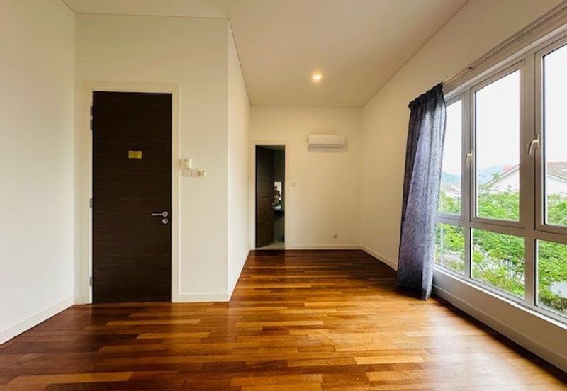 Townhouse Hevea Kemensah Taman Melawati For Sale