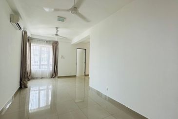 Near LRT Sentul 4 Parkings Rafflesia Condominium Sentul KL For Sale