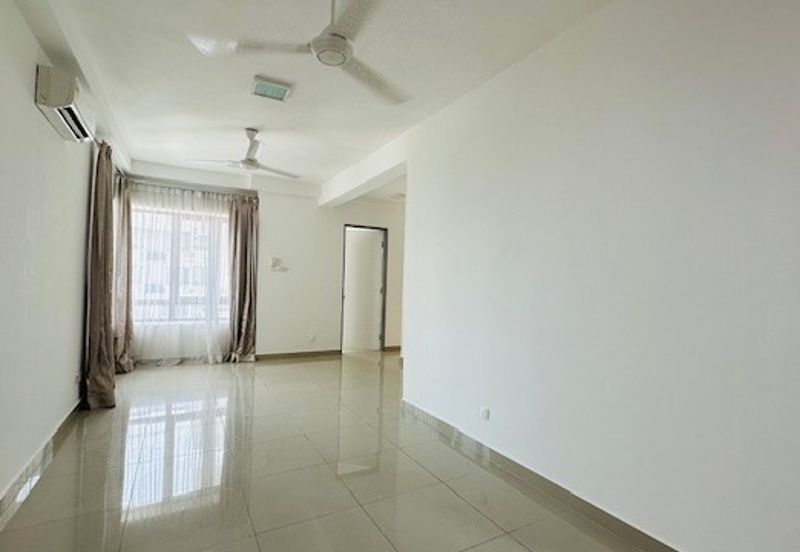 Near LRT Sentul 4 Parkings Rafflesia Condominium Sentul KL For Sale