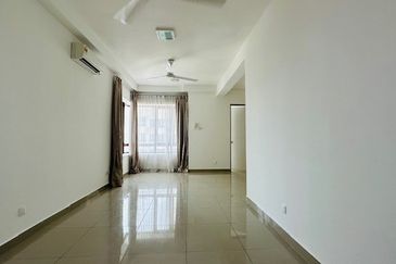 Near LRT Sentul 4 Parkings Rafflesia Condominium Sentul KL For Sale