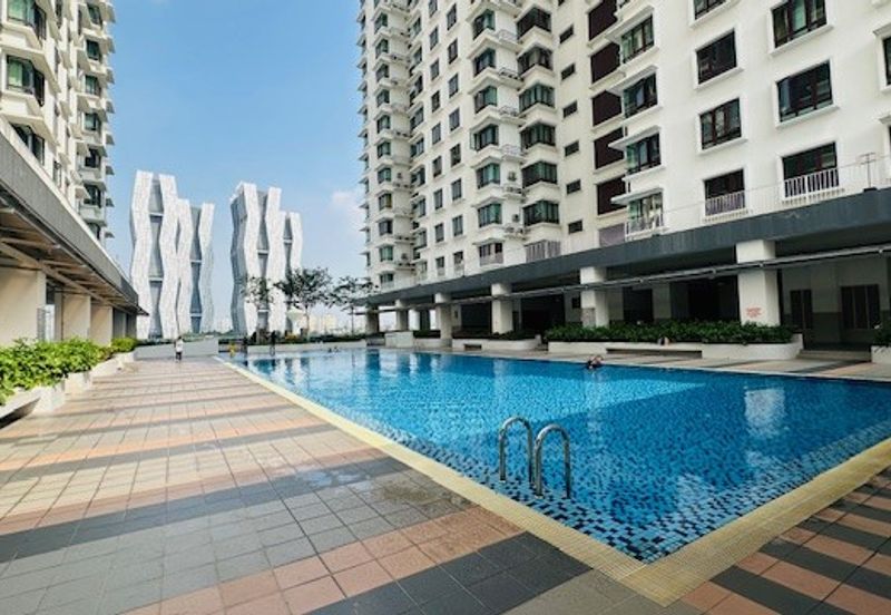 Near LRT Sentul 4 Parkings Rafflesia Condominium Sentul KL For Sale