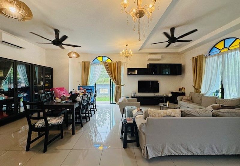 Peranakan Straits, Setia Eco Templer