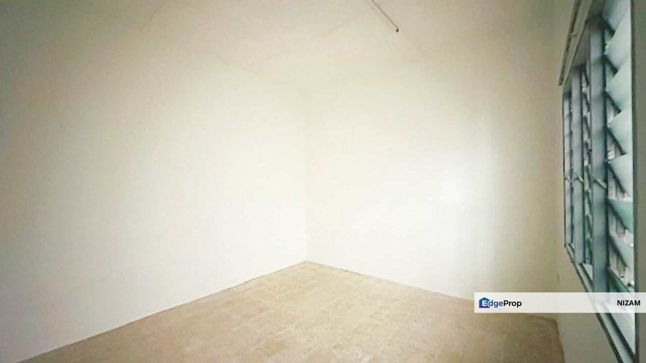 FREEHOLD Big Width 1 Storey Terrace Taman Melawati For Sale, Kuala Lumpur, Ampang