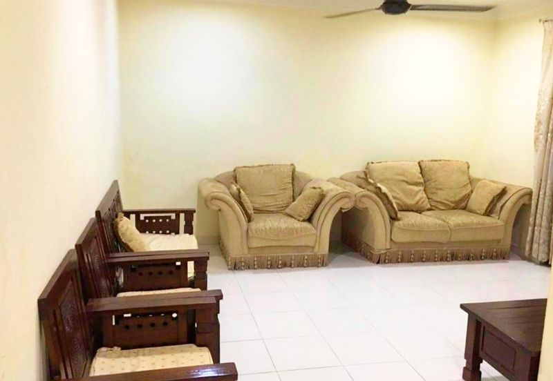 Walking Distance Surau Two (2) Storey House Shah Alam Selangor For Sale