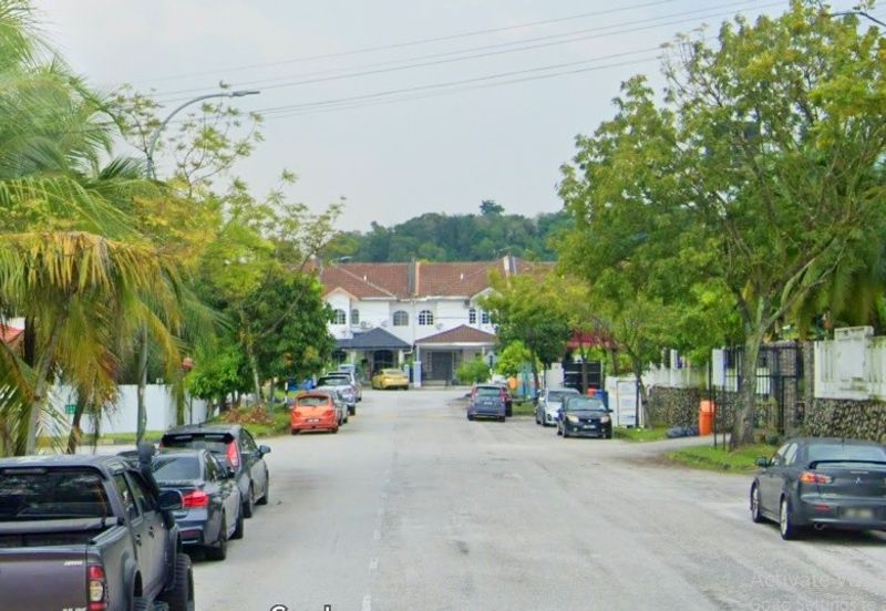 Walking Distance Surau Two (2) Storey House Shah Alam Selangor For Sale