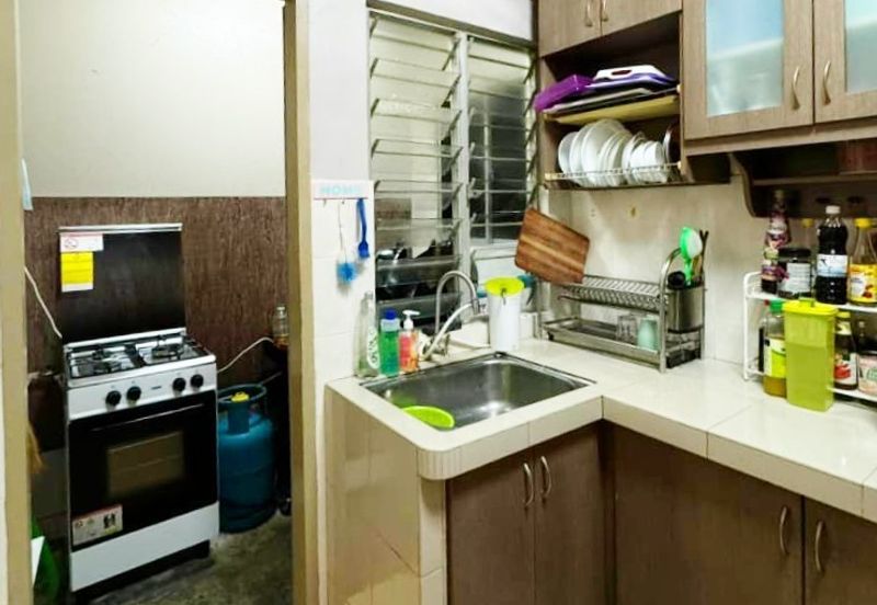 Kondominium Tiara Intan, Taman Bukit Indah