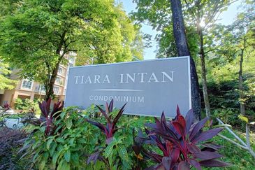 Kondominium Tiara Intan, Taman Bukit Indah