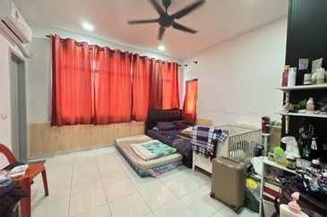 Jalan Setia Permai U13/42F