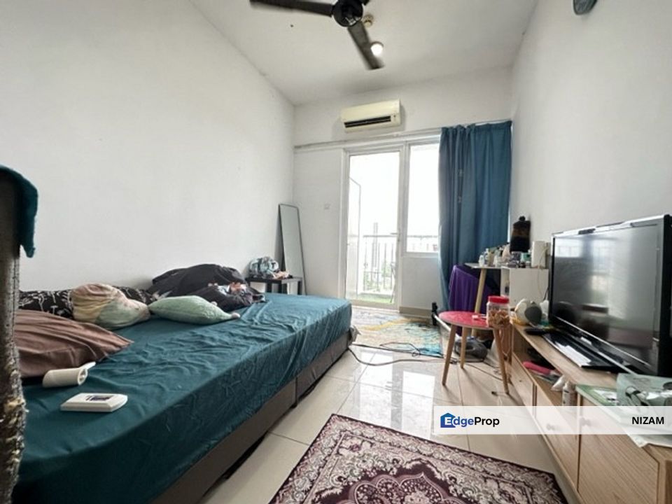 Cheapest Tenanted (2+1R1B) Bangi Gateway Service Apartment Bangi Selangor For Sale, Selangor, Bangi