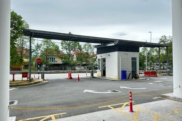 Bangi Gateway
