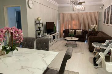 Sri Jelatek Condominium