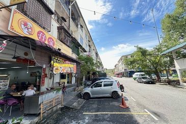 Saujana Puchong SP 3 Shop Apartment