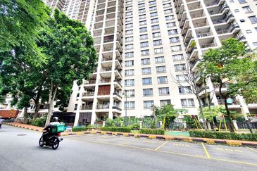 Royal Domain Sri Putramas II