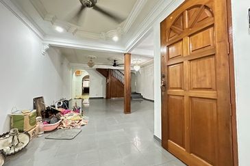 FREEHOLD 2 Storey House Taman Melawati KL For Sale