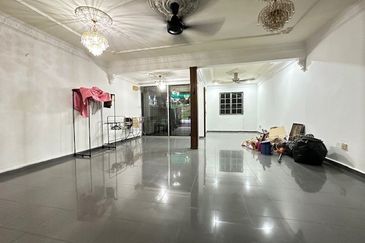 FREEHOLD 2 Storey House Taman Melawati KL For Sale